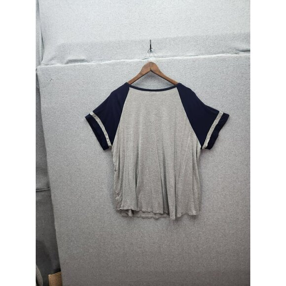 Torrid Plus Size 3 Womens Gray & Navy Raglan Sleeve Criss-Cross Detail T-Shirt - Picture 4 of 4